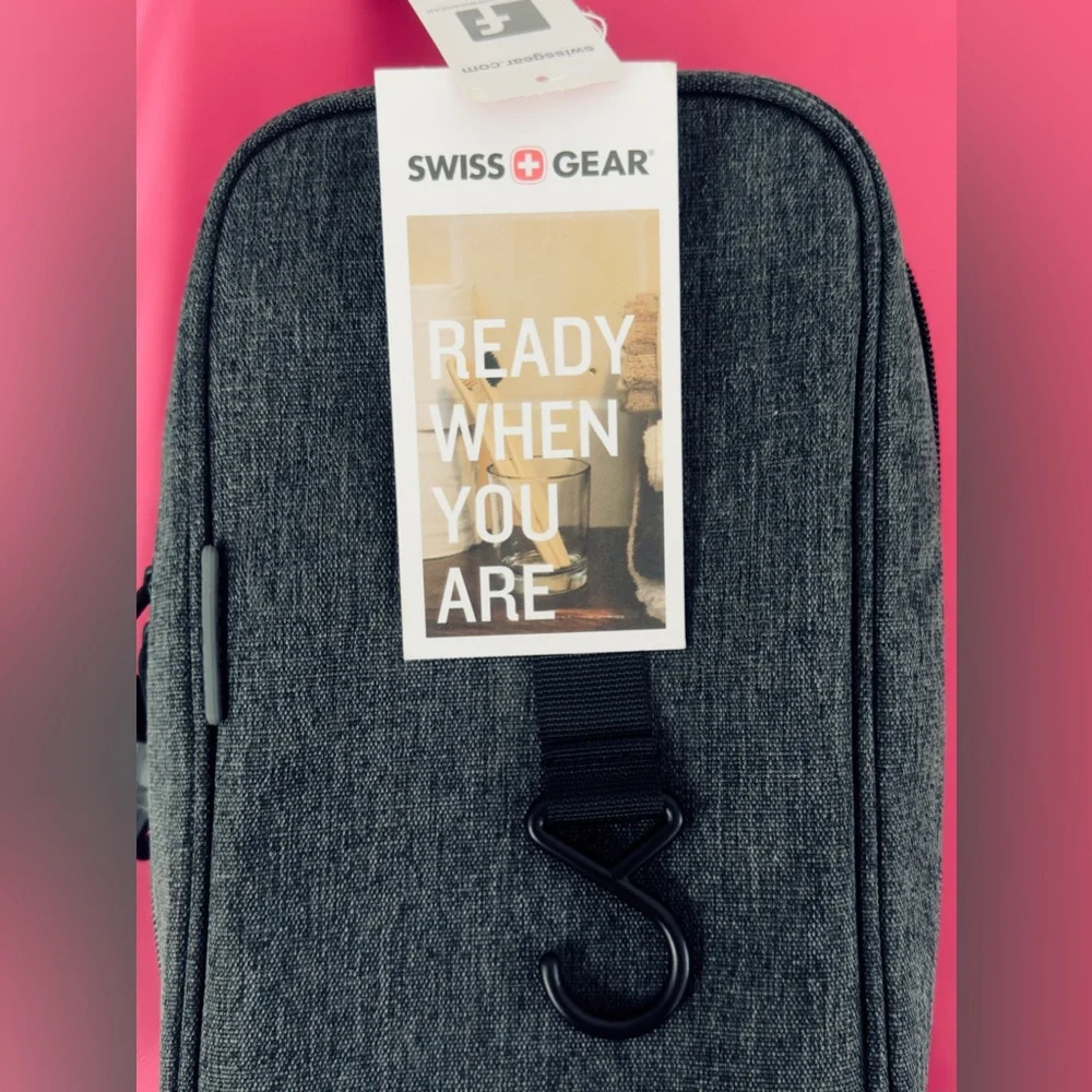 SWISS GEAR - The Vertical Fully Lined Hanging Toiletry Bag - Dark Gray. NWT